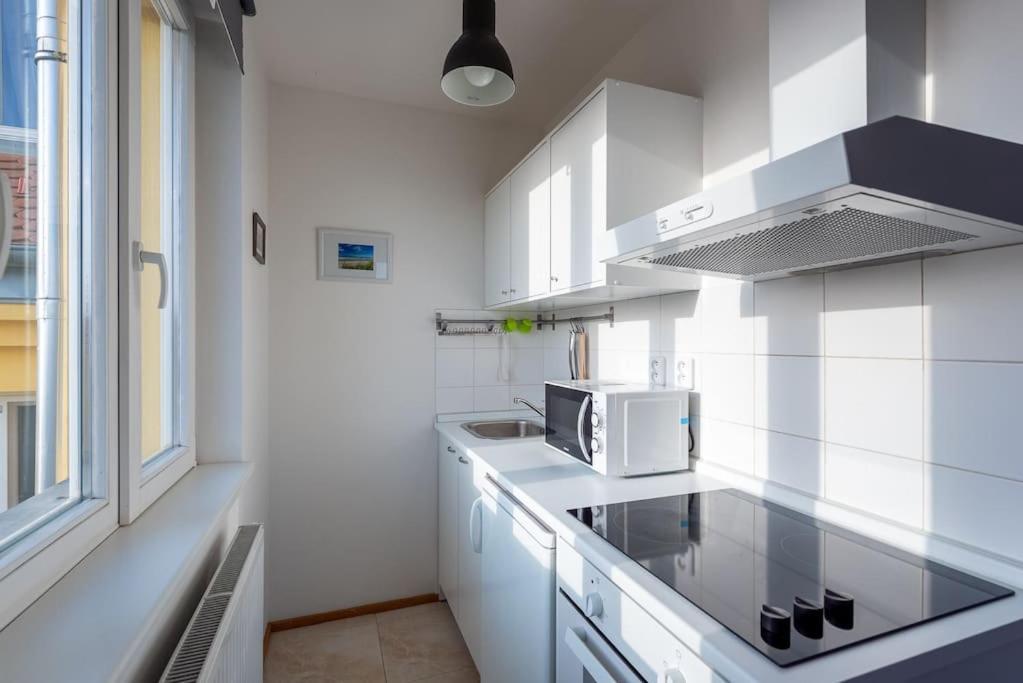 Sunny Safron Apartment Praga Exterior foto